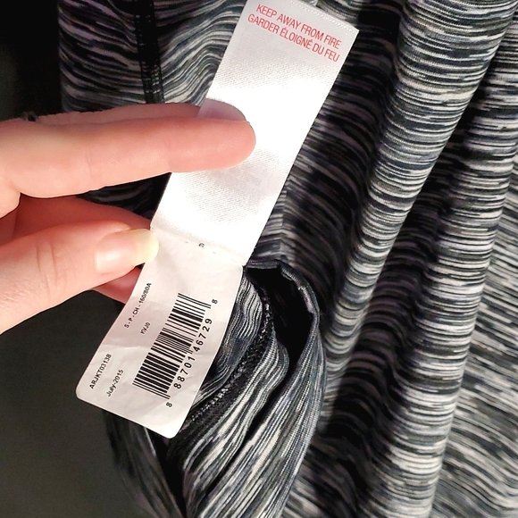 Roxy Dry-Flight Strappy Tank with Built In Bra & Removable Cup Pads - Size Small - Picture 13 of 15